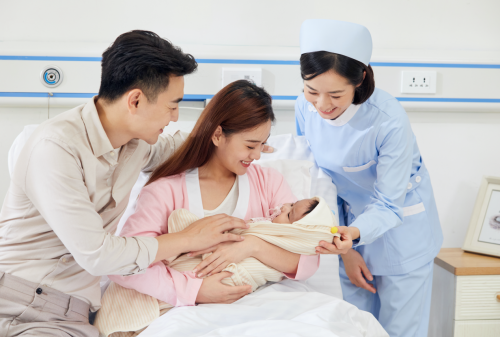 明岱普爱赋能:匠心打造,欣贝儿国际月子会所温柔呵护母婴健康