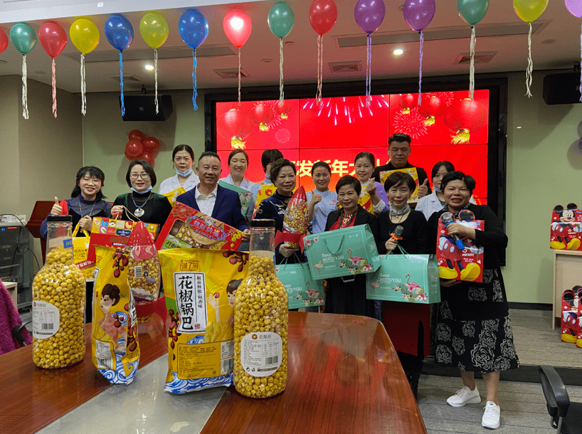 同心同行,共创未来,丽的月子创始人谢建洪受邀出席年会并发表重要讲话